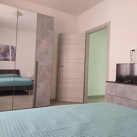La Campanula-exclusive Pool Apartment *